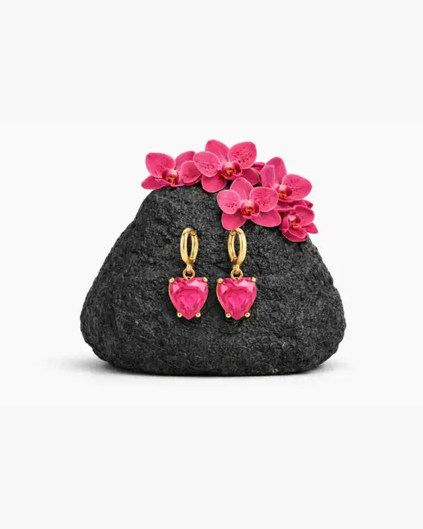 Brincos Coração Rosa Rosivelle com Zircônia Banhado a Ouro 24K