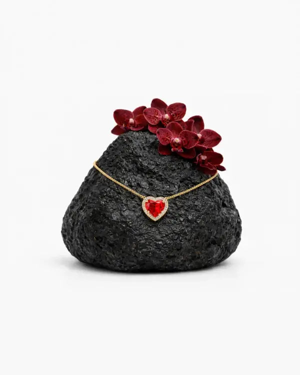 Colar Feminino - Coração Vermelho de Edom Banhado a Ouro 24k