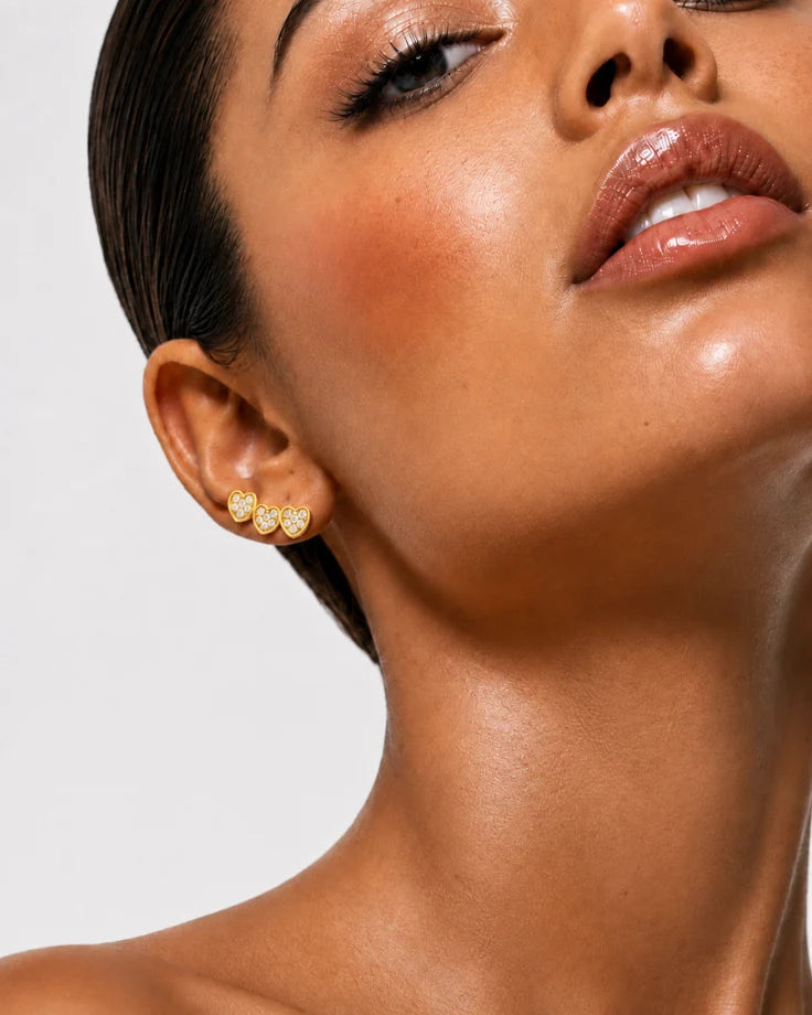 Brincos Femininos Ear Cuff de Coração Banhados em Ouro 24k