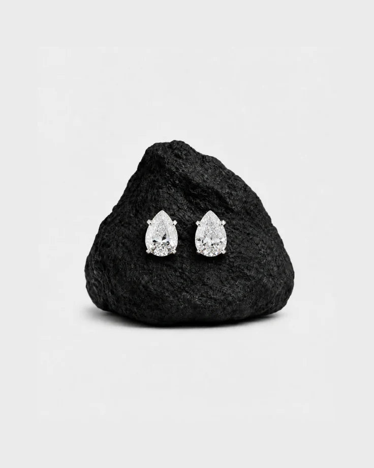 Brincos Femininos Niobe - em Prata 925 com Zircônia
