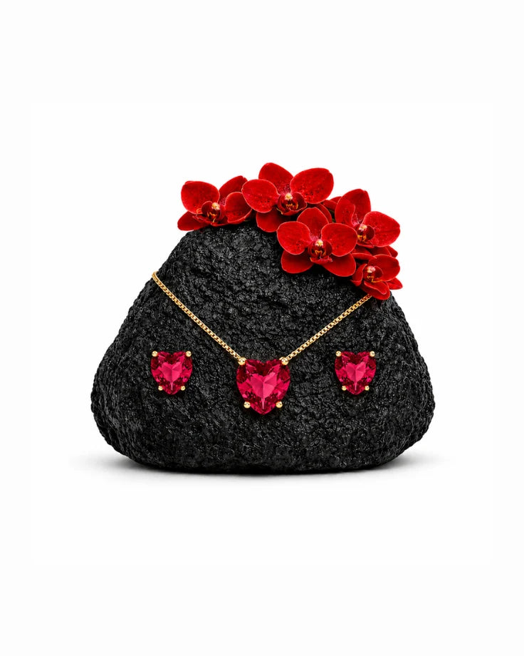 Conjunto Feminino Banhado em Ouro 24k com Corações Vermelhos - Princesa Carmine